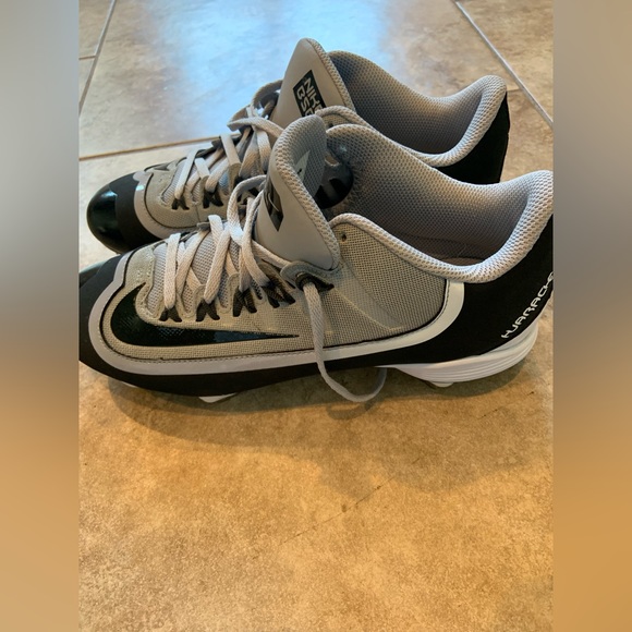 Nike baseball huarache cleat - Picture 4 of 5